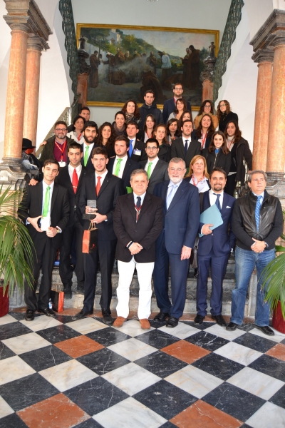 Participantes y jurado en el Palacio de la Merced