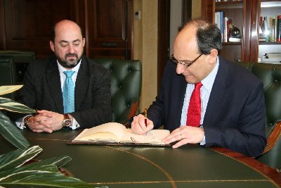 Peter Caruana aboga por la colaboracin institucional para garantizar la sostenibilidad ambiental en el Campo de Gibraltar