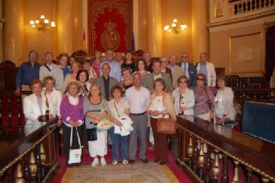 Alumnos de la Ctedra Intergeneracional visitan el Senado