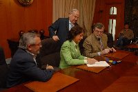 Firmadas las escrituras de cesin a la Universidad de una parcela en el Plan Renfe para equipamiento docente