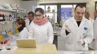 Investigadores del del Departamento de Bioqumica y Biologa Molecular de la Universidad de Crdoba en su laboratorio