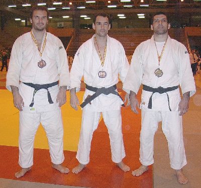 Una medalla de oro y dos de bronce para los judokas de la UCO en el Torneo Internacional Ral Calvo.