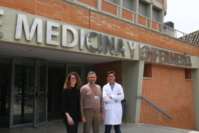 Researchers Cristina Beltrán, Eloy Girela and Manuel Romero 